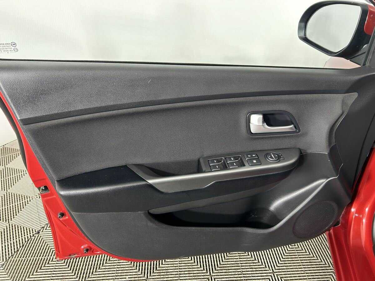 Купить Kia Rio 6-speed, 2014, 107 686 км, фото №7