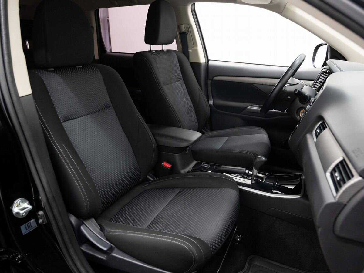 Купить Mitsubishi Outlander, 2018, 75 000 км, фото №12