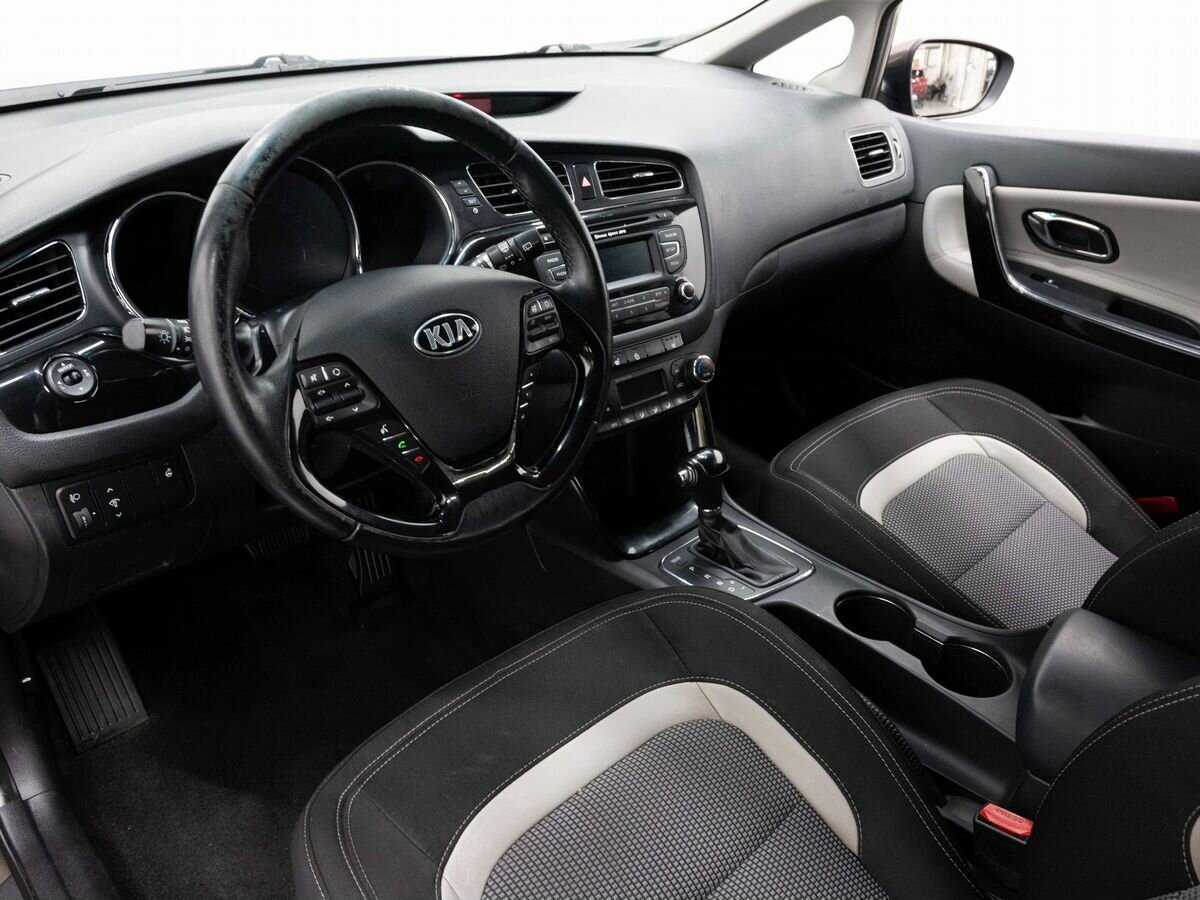 Купить Kia Ceed, 2013, 195 000 км, фото №7