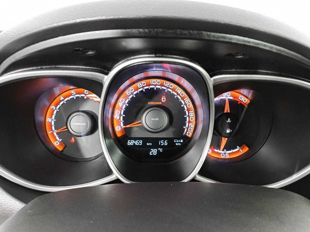 Купить Lada (ВАЗ) Vesta SW Cross, 2019, 68 452 км, фото №11