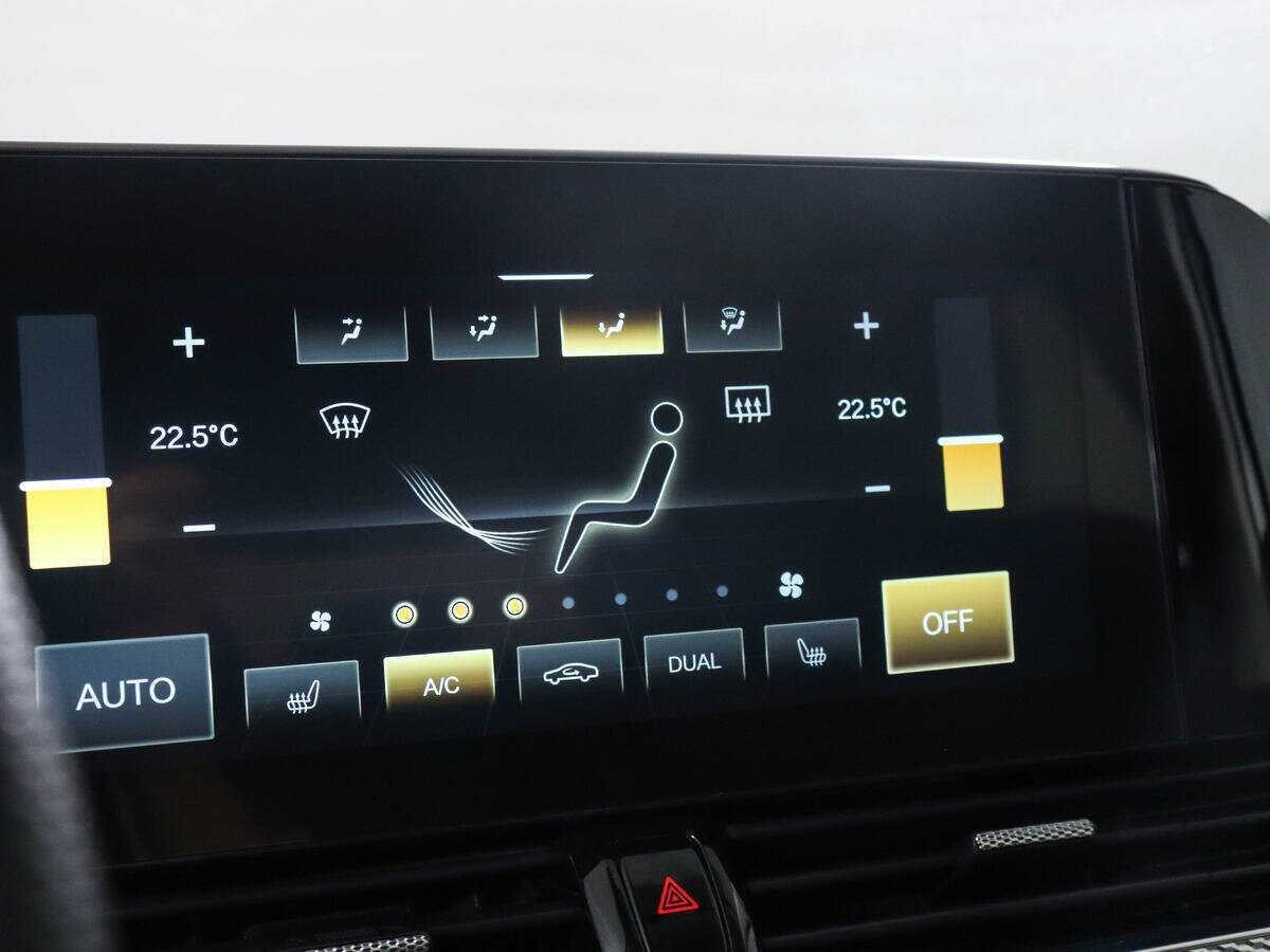 Купить FAW Bestune B70, 2023, 64 000 км, фото №15