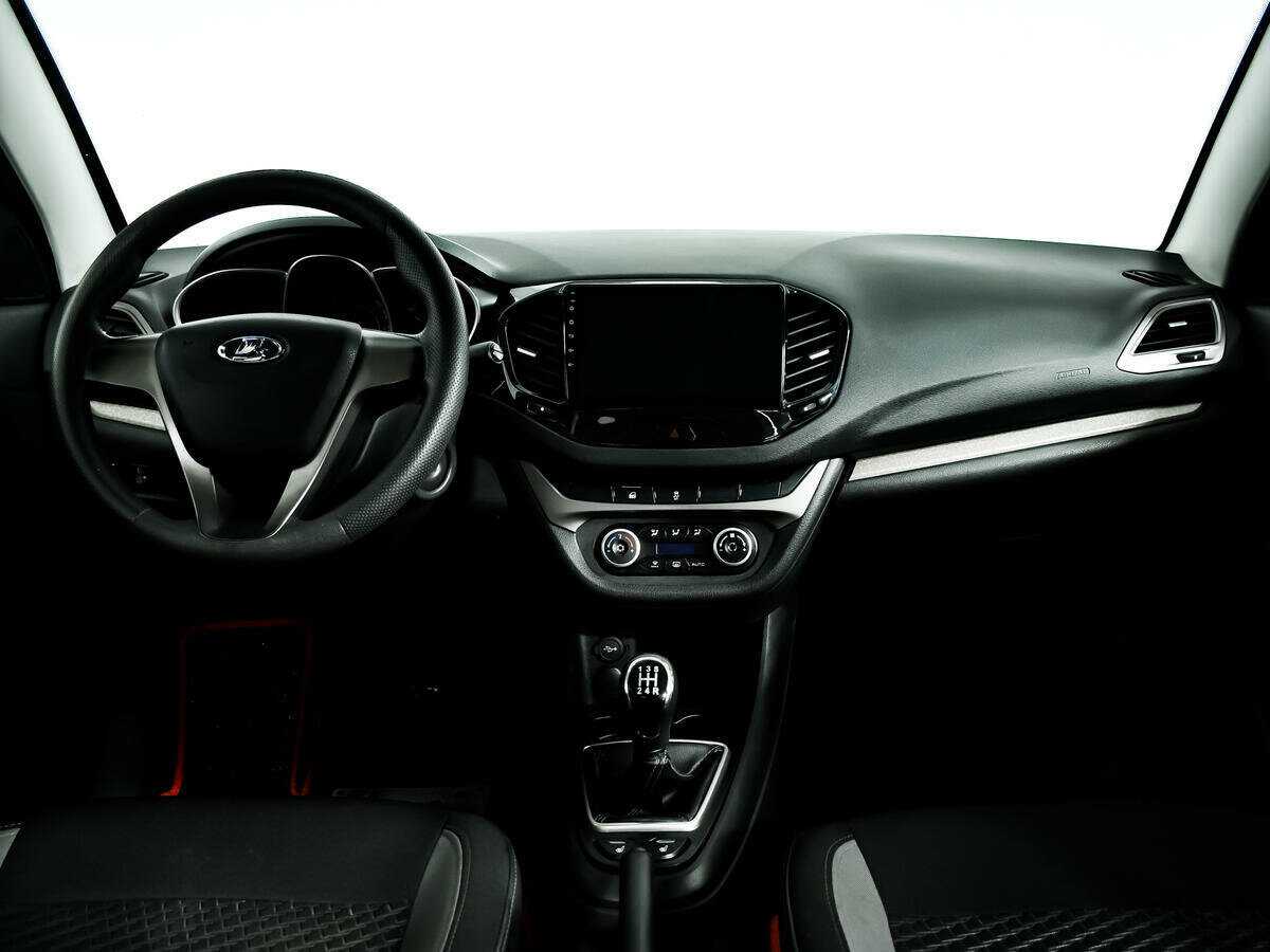 Купить Lada (ВАЗ) Vesta, 2017, 218 644 км, фото №11