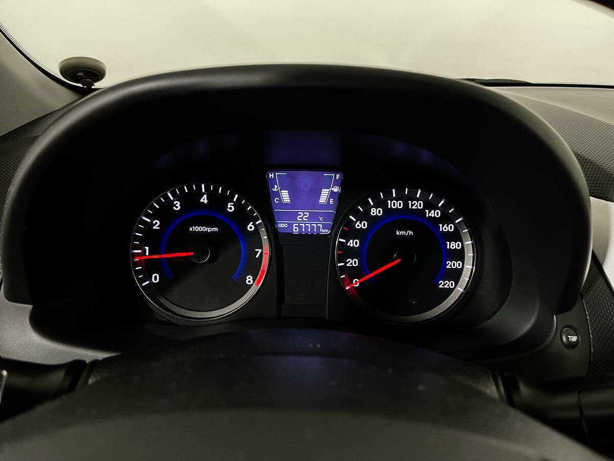 Купить Hyundai Solaris, 2012, 67 774 км, фото №11