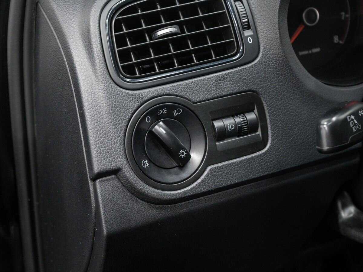 Купить Volkswagen Polo, 2014, 184 000 км, фото №17