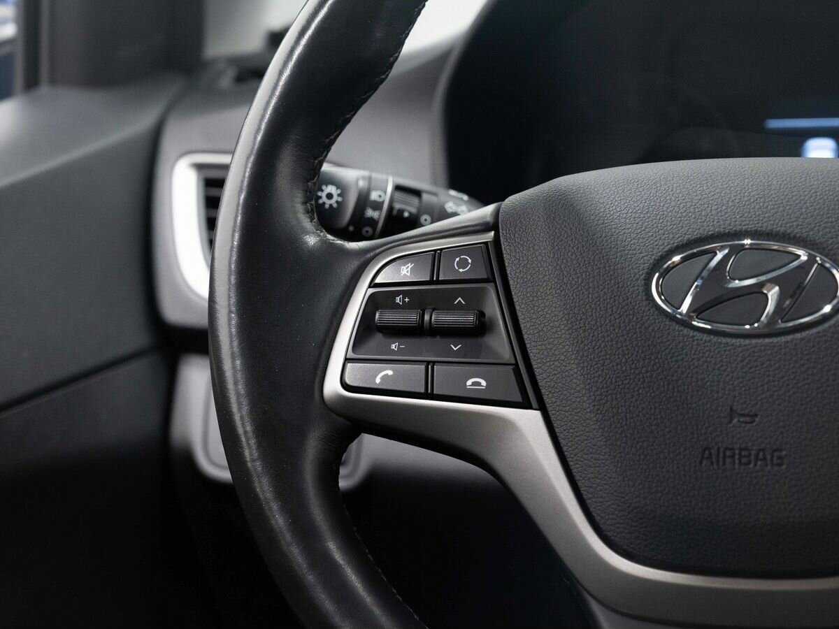 Купить Hyundai Solaris, 2018, 44 550 км, фото №17