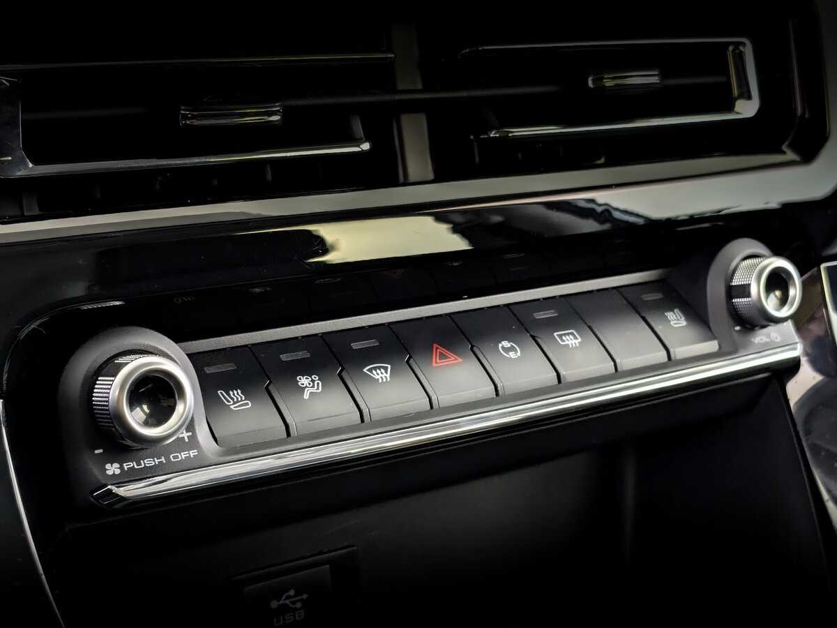 Купить Haval M6, 2023, 60 383 км, фото №25