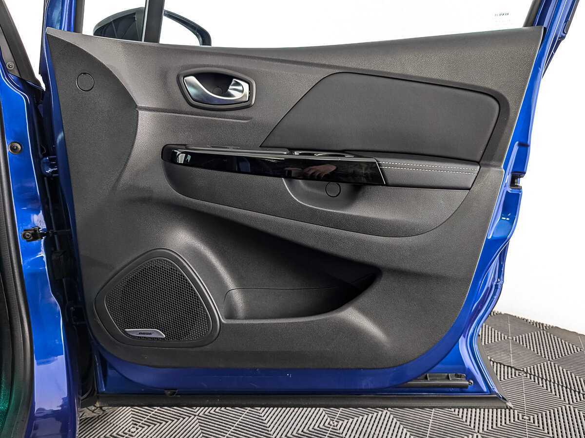 Купить Renault Kaptur, 2020, 105 175 км, фото №22