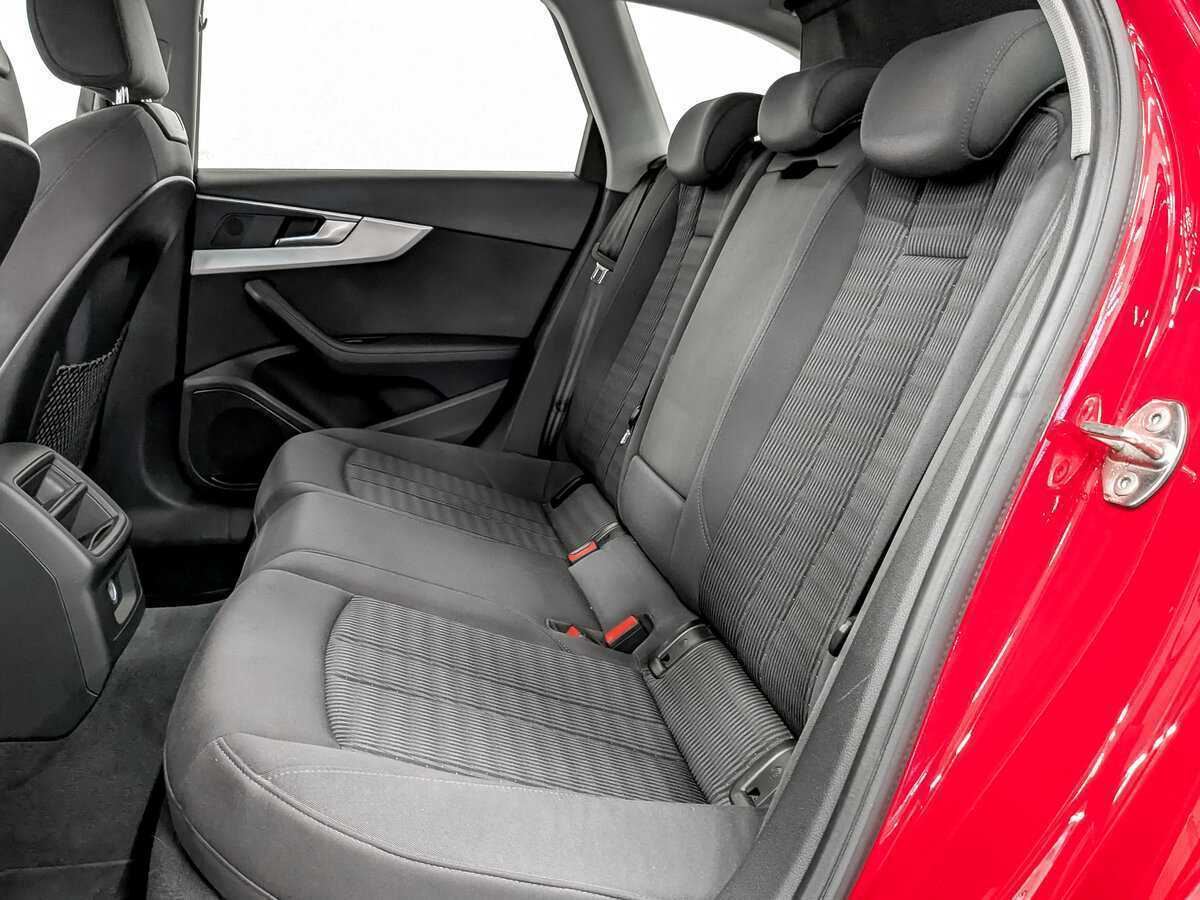 Купить Audi A4, 2017, 135 875 км, фото №12