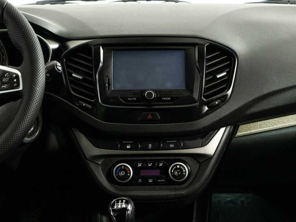 Купить Lada (ВАЗ) Vesta SW, 2018, 124 046 км, фото №14