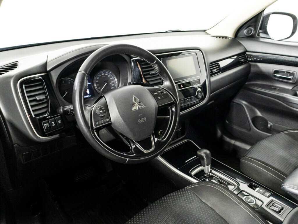 Купить Mitsubishi Outlander, 2018, 117 888 км, фото №11
