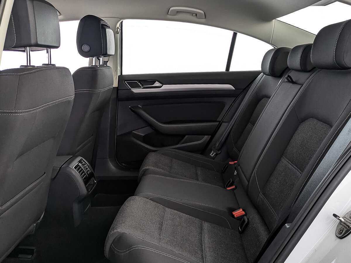 Купить Volkswagen Passat, 2019, 88 389 км, фото №18