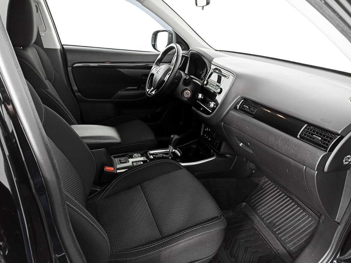 Купить Mitsubishi Outlander, 2021, 41 192 км, фото №8