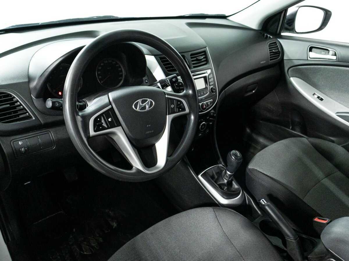 Купить Hyundai Solaris, 2013, 124 550 км, фото №11