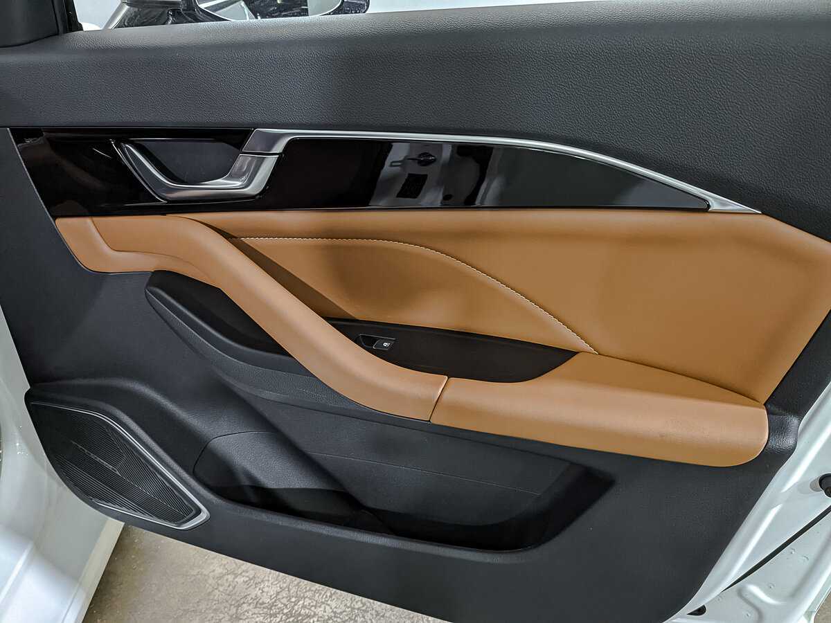 Купить FAW Bestune B70, 2023, 33 273 км, фото №22