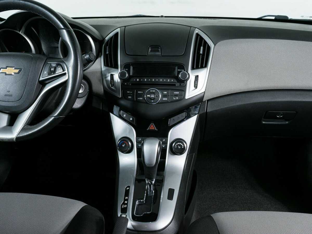 Купить Chevrolet Cruze, 2013, 104 000 км, фото №9