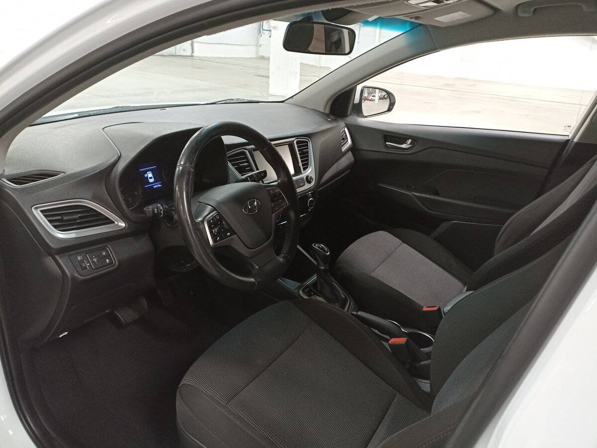 Купить Hyundai Solaris, 2019, 170 002 км, фото №16