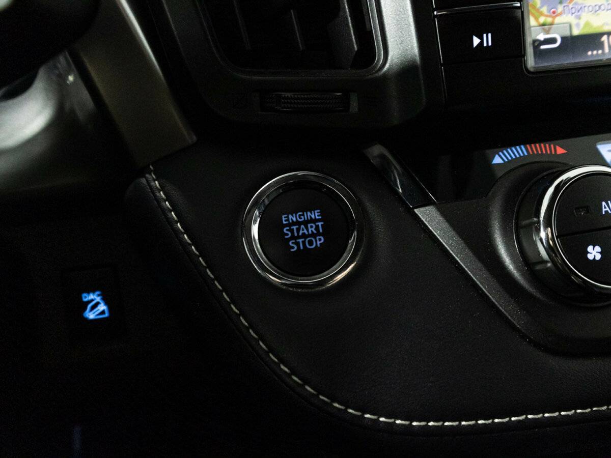 Купить Toyota RAV4, 2017, 92 440 км, фото №20