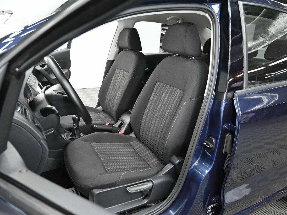 Купить Volkswagen Polo, 2016, 145 000 км, фото №7