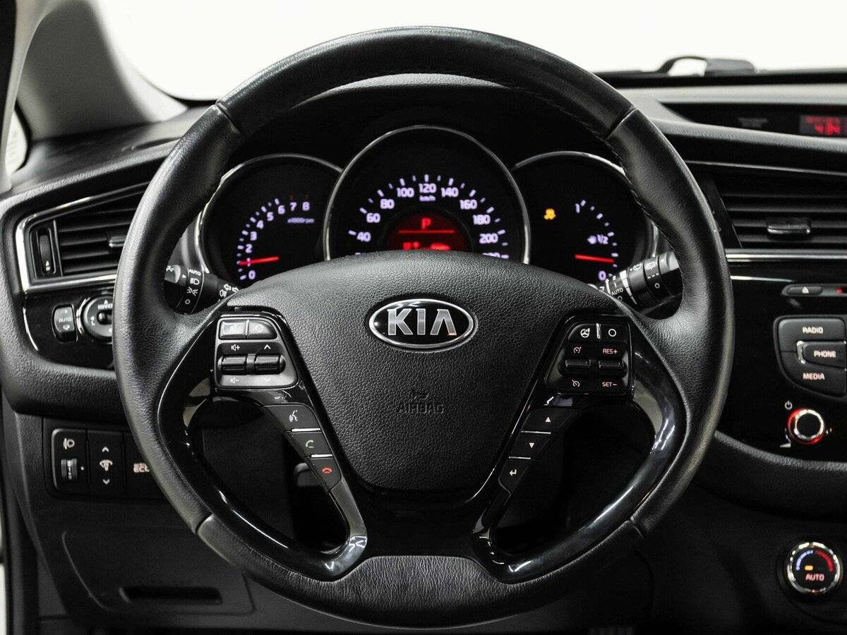 Купить Kia Ceed, 2016, 163 000 км, фото №10