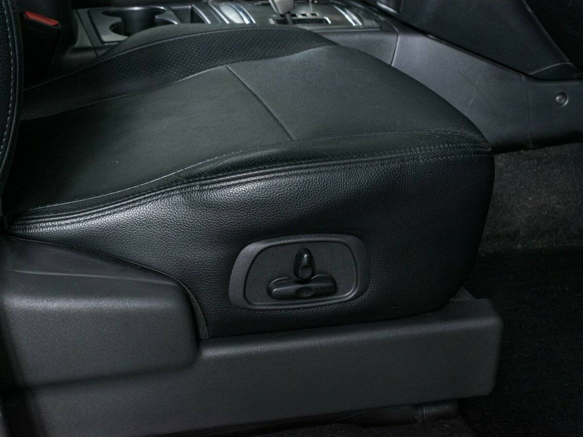 Купить Mitsubishi Pajero, 2013, 359 965 км, фото №16