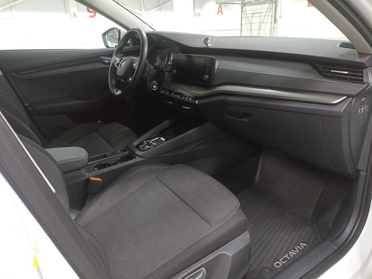 Купить Skoda Octavia, 2021, 111 178 км, фото №11