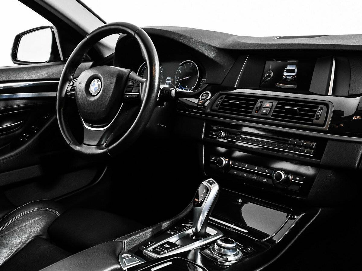 Купить BMW 5 серии 520i, 2015, 108 911 км, фото №9