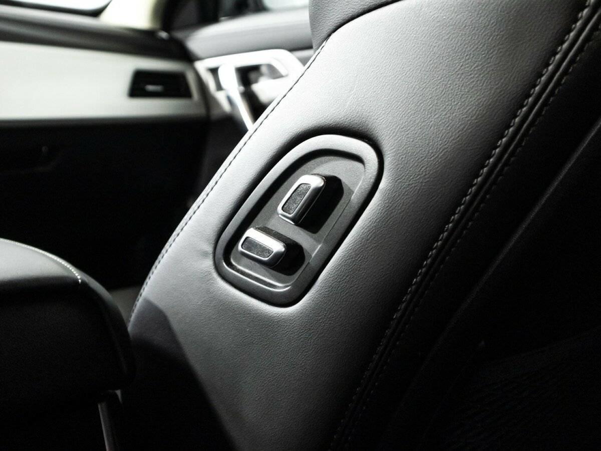 Купить Geely Atlas, 2020, 59 976 км, фото №16