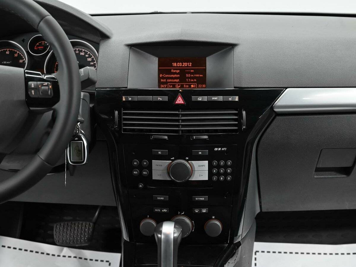 Купить Opel Astra, 2012, 182 000 км, фото №9