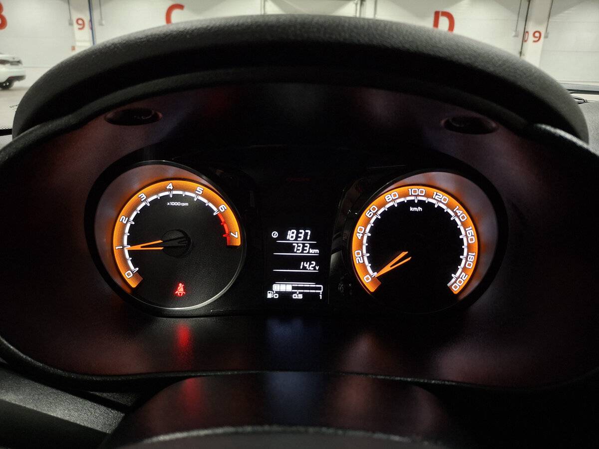 Купить Lada (ВАЗ) Granta Cross I Рестайлинг, 2023, 712 км, фото №13