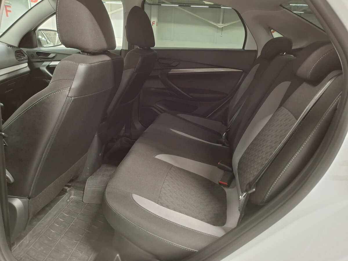 Купить Lada (ВАЗ) Vesta I Рестайлинг (NG), 2023, 25 118 км, фото №12