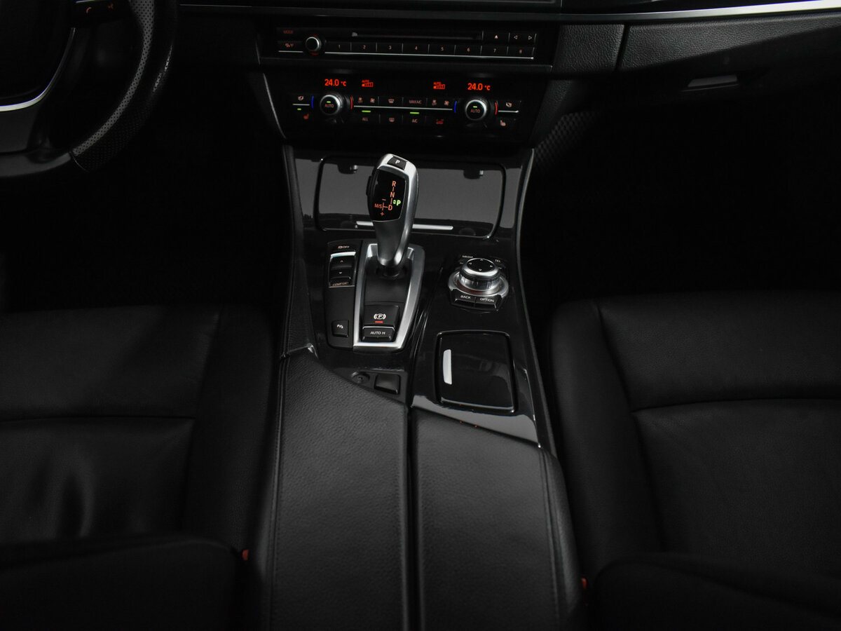 Купить BMW 5 серии 520i VI (F10/F11/F07), 2013, 225 001 км, фото №15