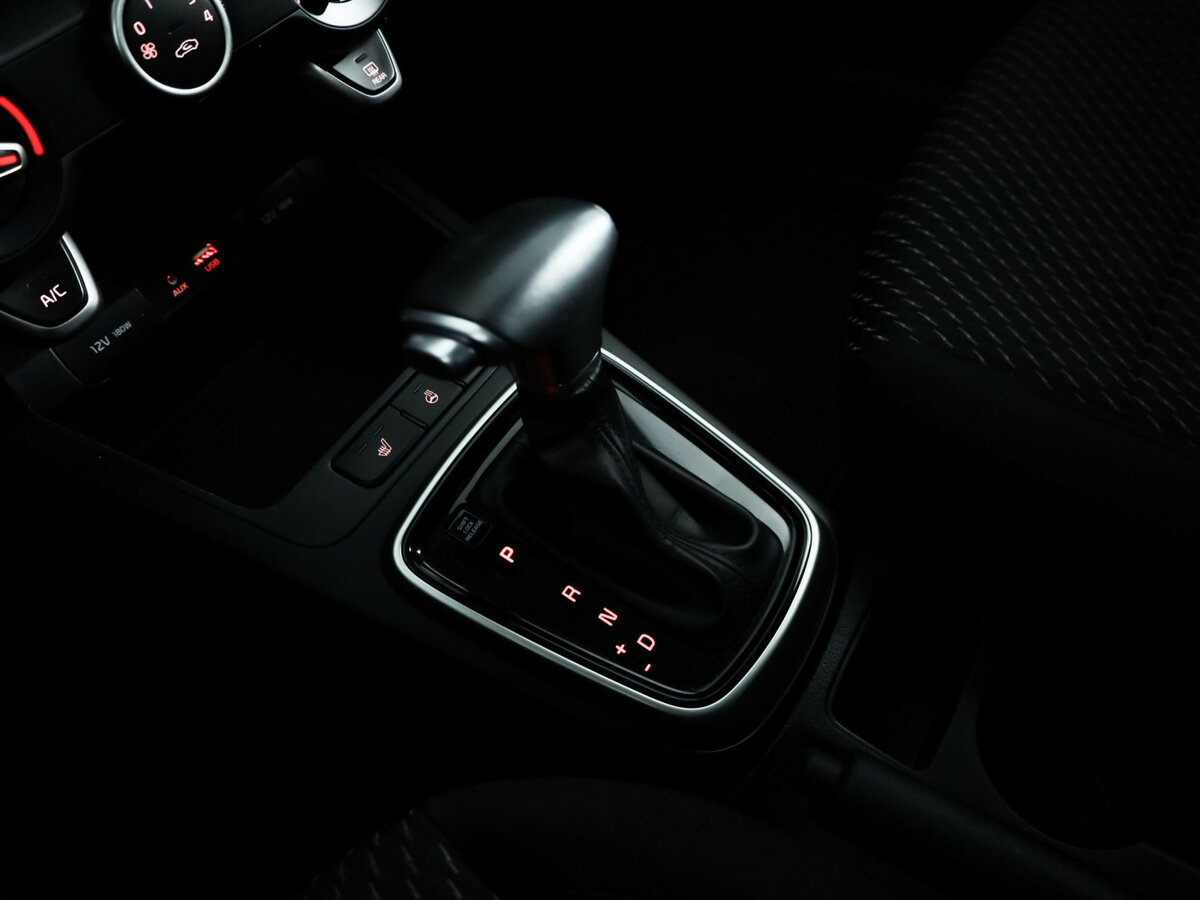 Купить Kia Rio IV, 2017, 120 000 км, фото №19