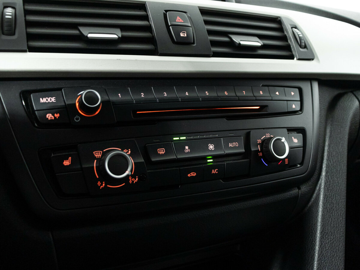 Купить BMW 3 серии 316i VI (F3x), 2014, 125 475 км, фото №15