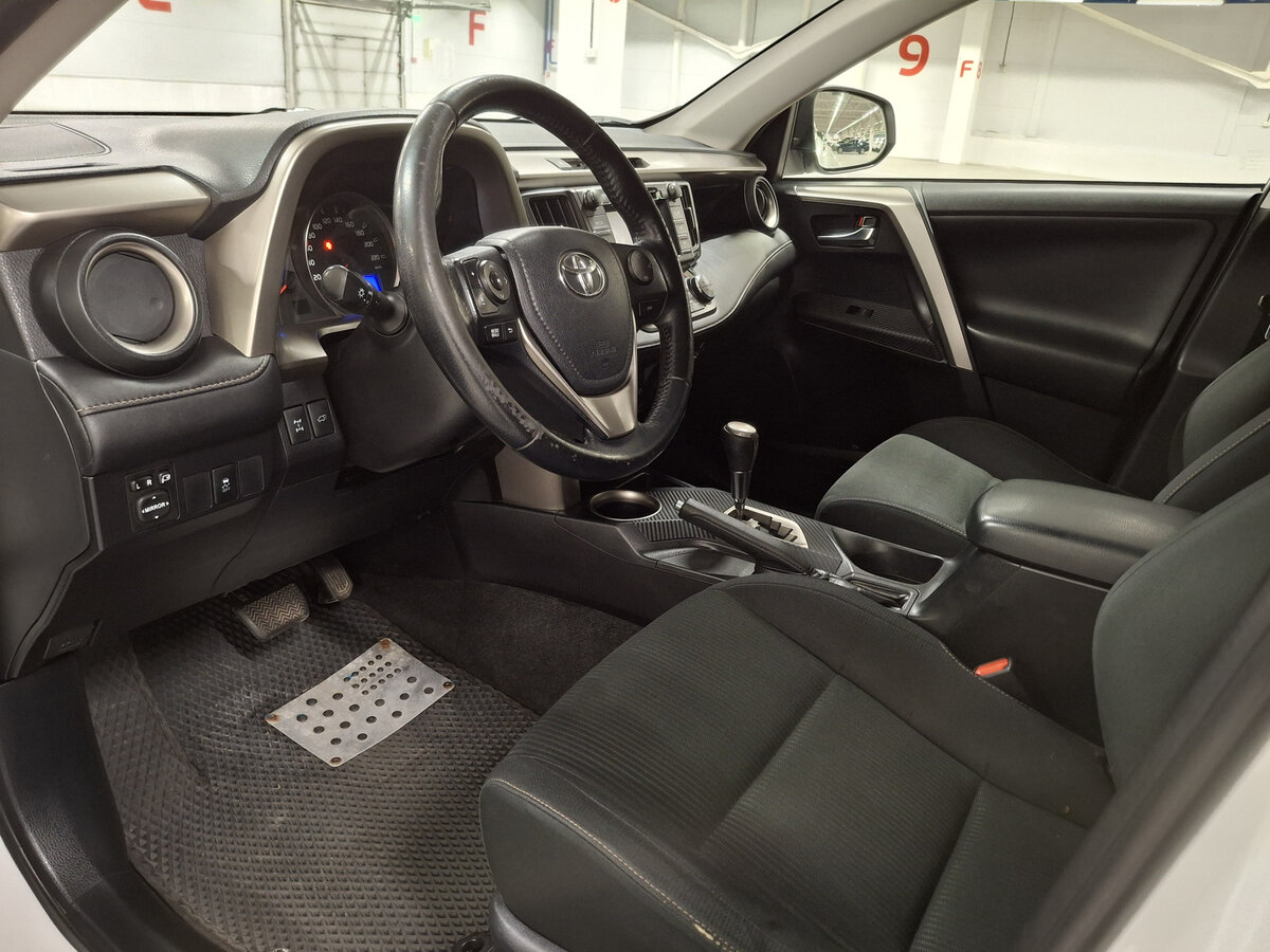 Купить Toyota RAV4 IV (XA40), 2014, 141 969 км, фото №16